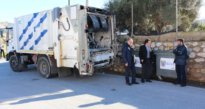 Comienzan a funcionar los 41 puntos de recogida de residuos y enseres para los cortijos de Motril